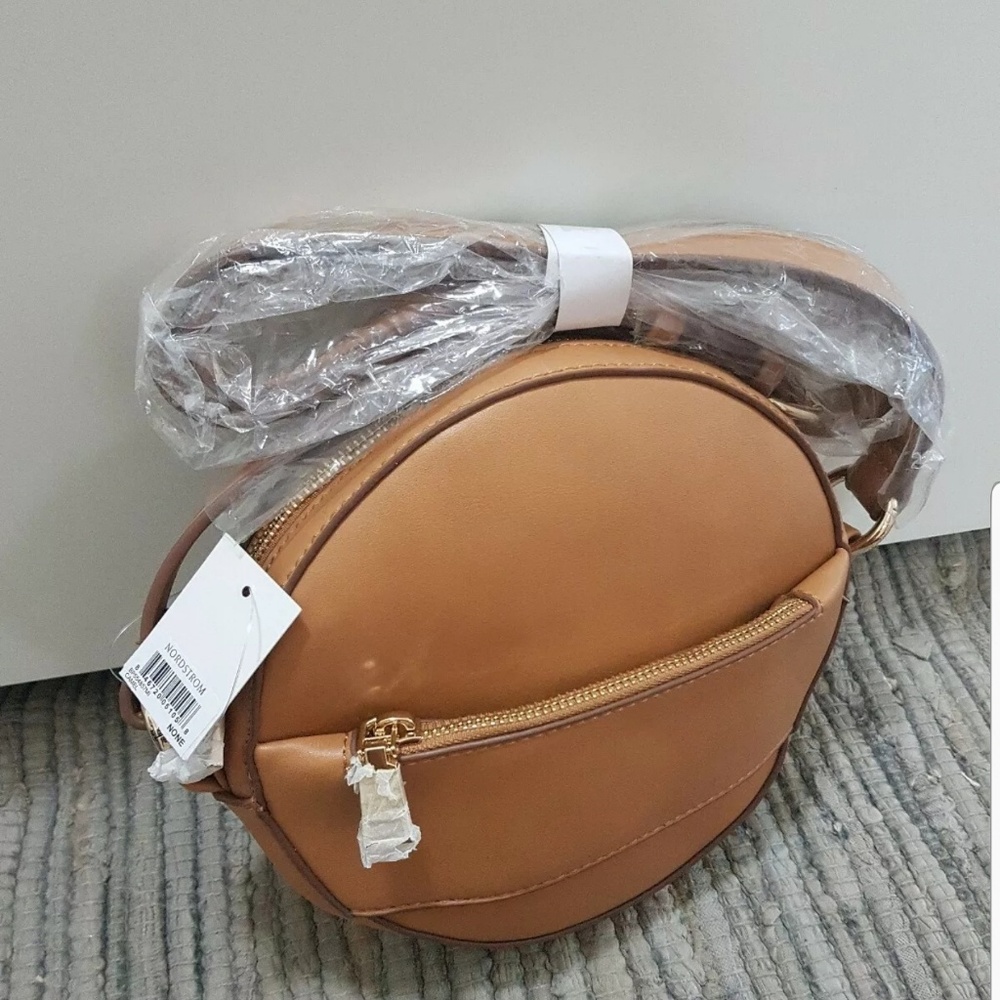 Cross body bag (NWT)
